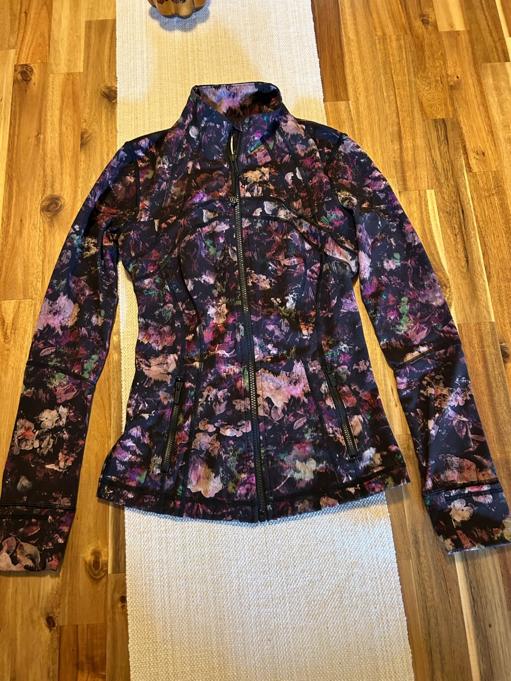 lululemon Define Jacket Luxtreme Floral Illusion Antique (Rare) Size 4 NWOT